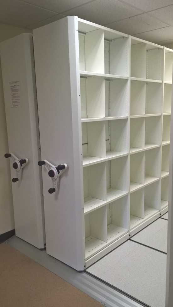 NHS-mobile-storage-with-dividers